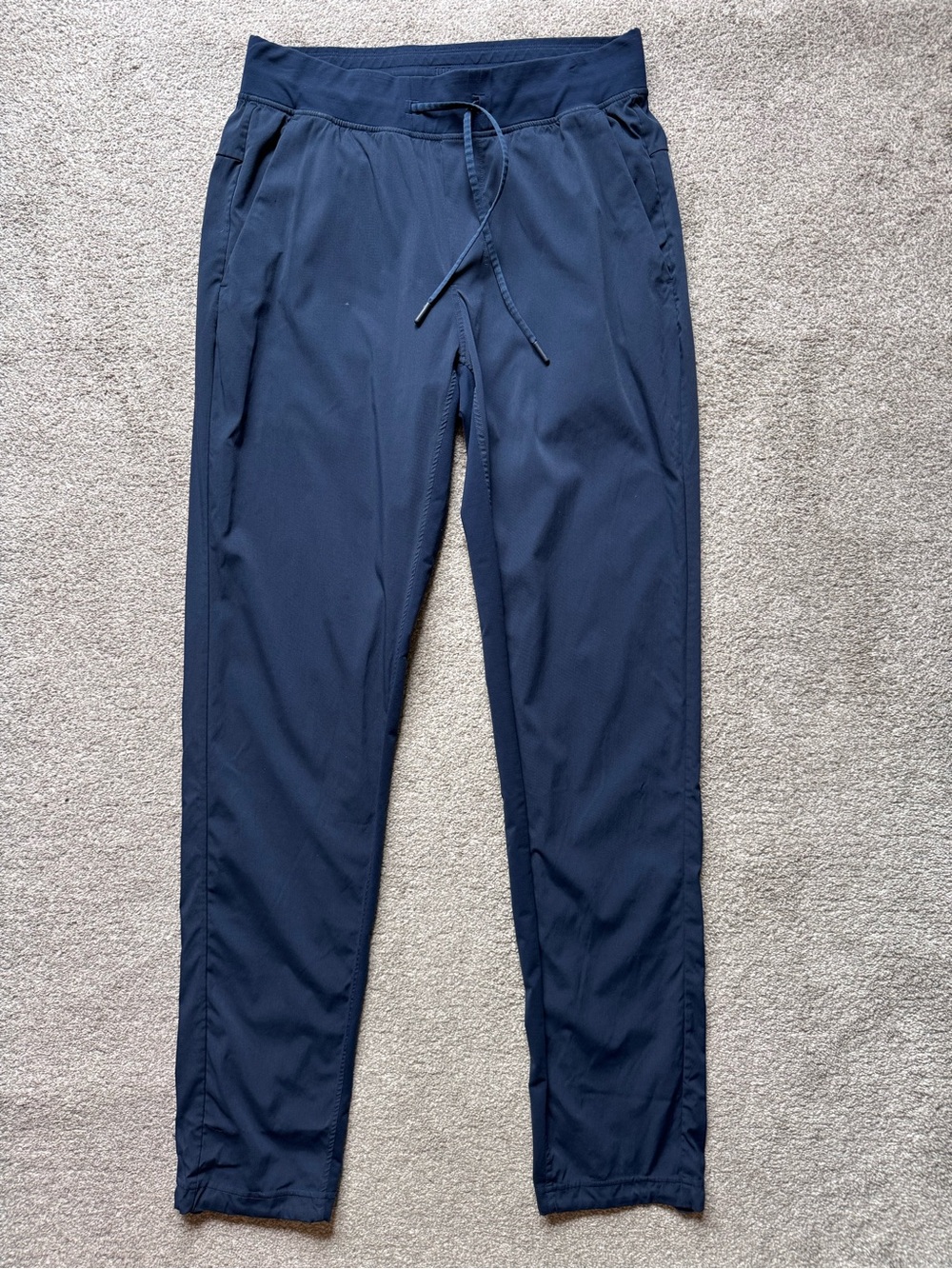 Mens Lululemon ABC Lightweight Joggers Size Medium TALL 32” Inseam Navy Blue